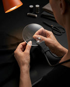 Forstørrelsesglass til å henge rundt halsen – 3x håndfritt for søm, hobby og liten skrift – produktbilde 4