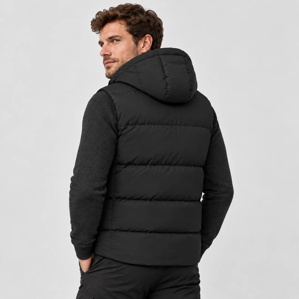 Varmevest unisex med hette PyreFit Horizonor, bakfra