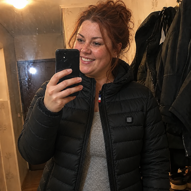 Karine M. med PyreFit-varmejakken