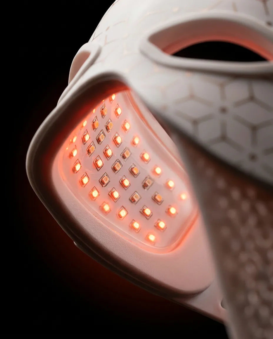 LED-øyemaske med rødt lys – innside med LED-flater