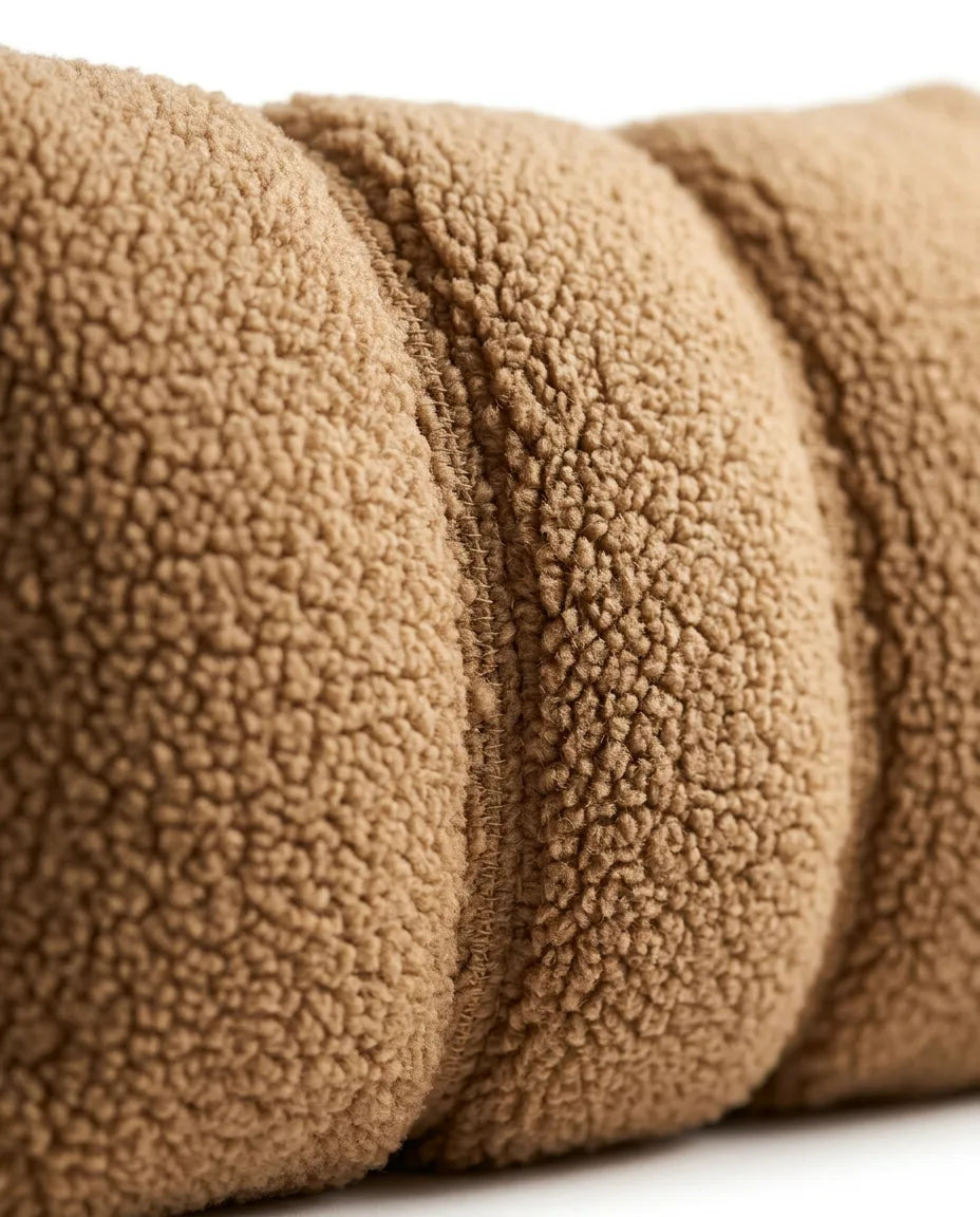 Korsryggpute med sherpatrekk – ryggstøtte for kontoret, sofaen og sengen – produktbilde 5